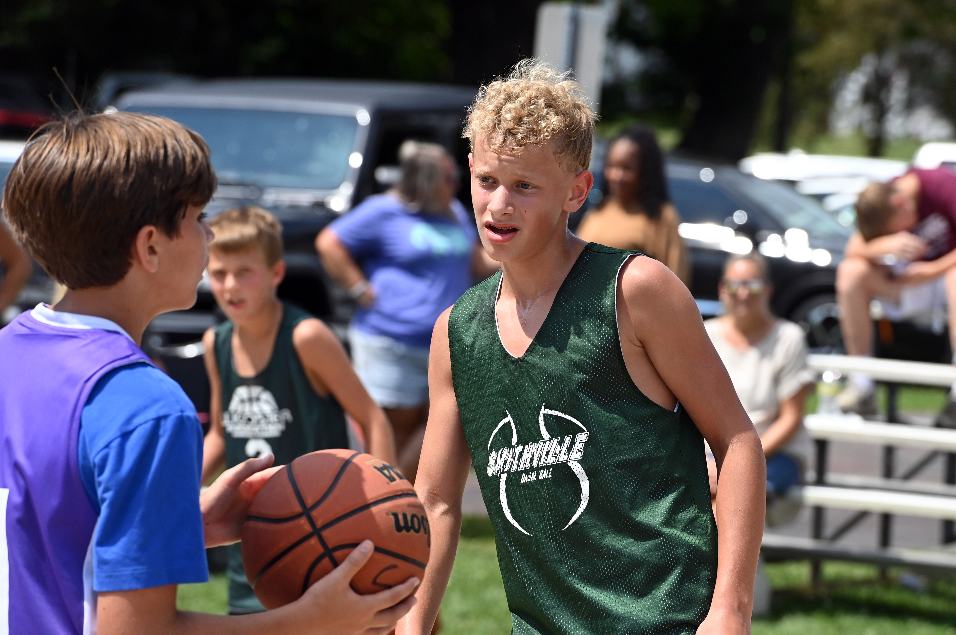 %_tempFileNamedog-days-basketball-2022_8887%
