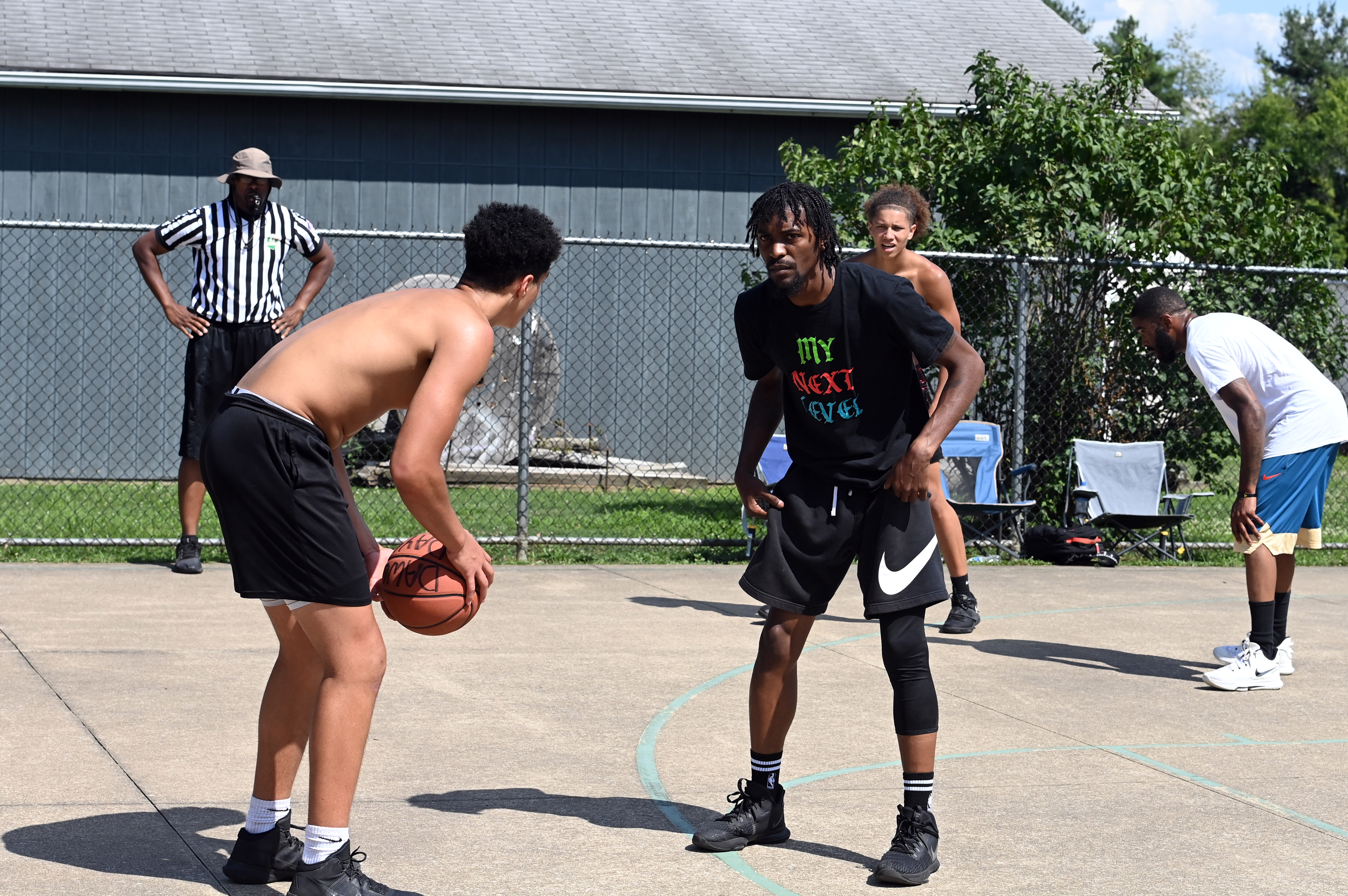 %_tempFileNamedog-days-basketball-2022_9788%