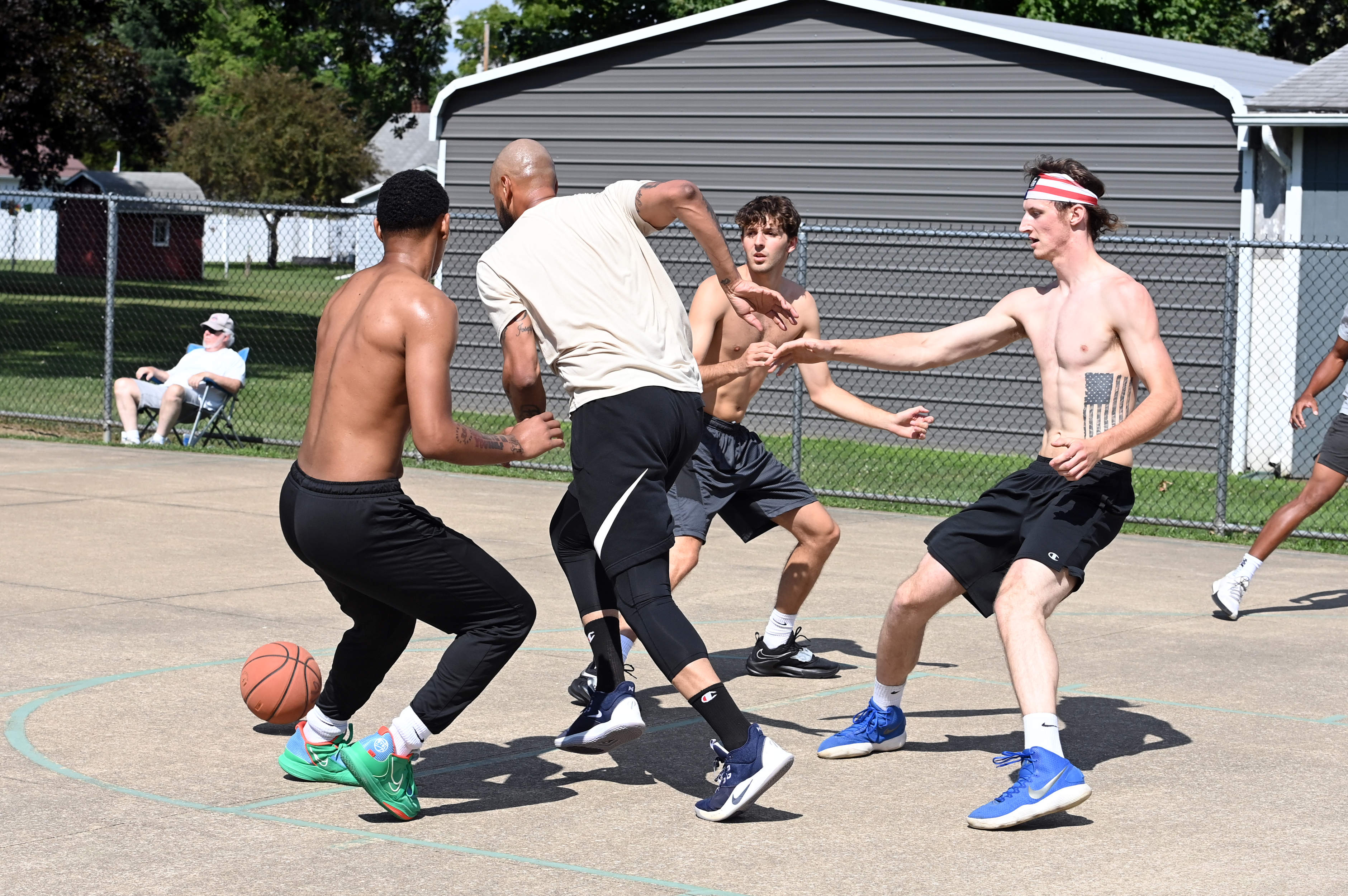 %_tempFileNamedog-days-basketball-2022_0328%