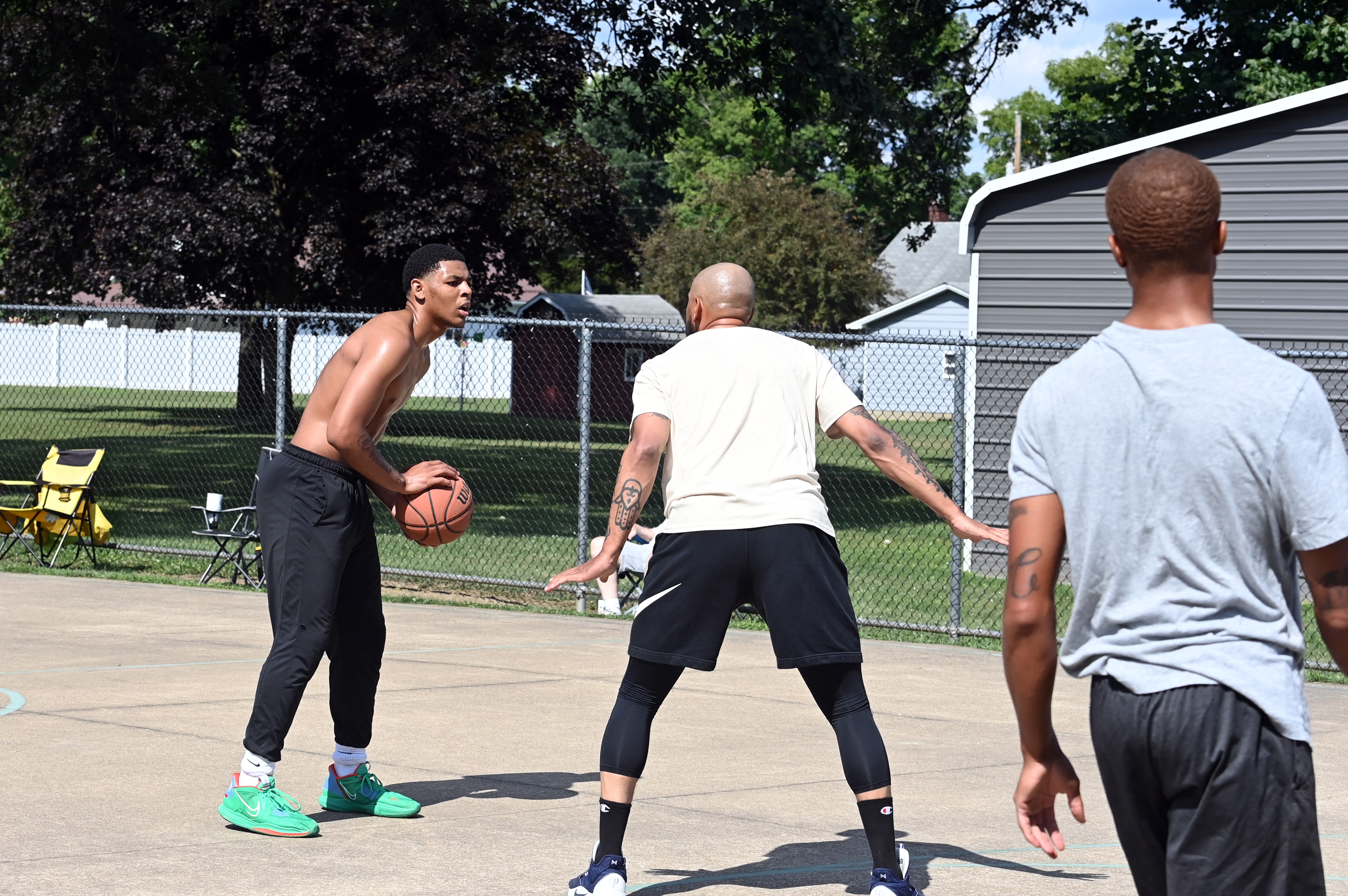 %_tempFileNamedog-days-basketball-2022_0396%