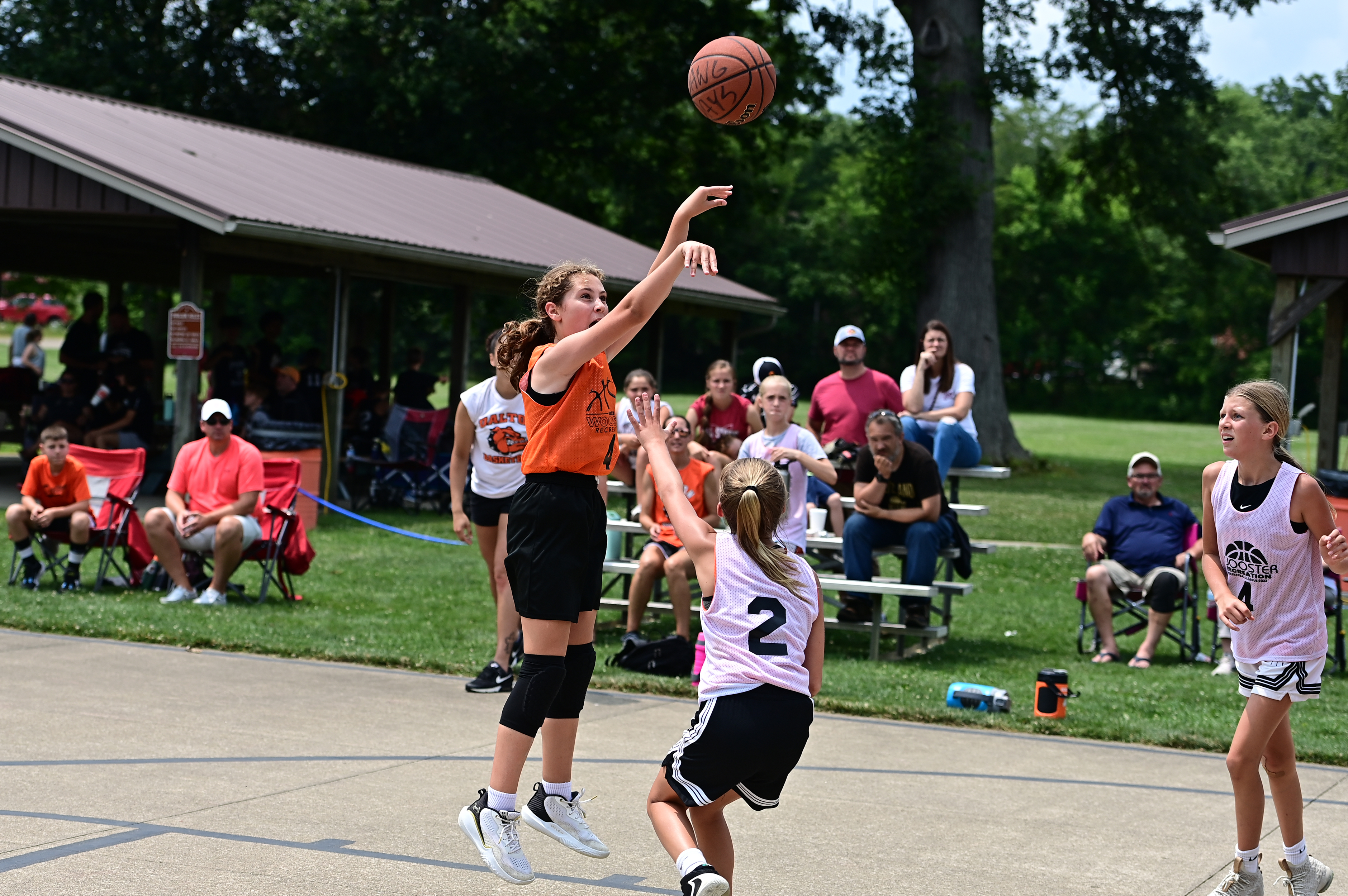 %_tempFileNamedog_days_basketball_4907%