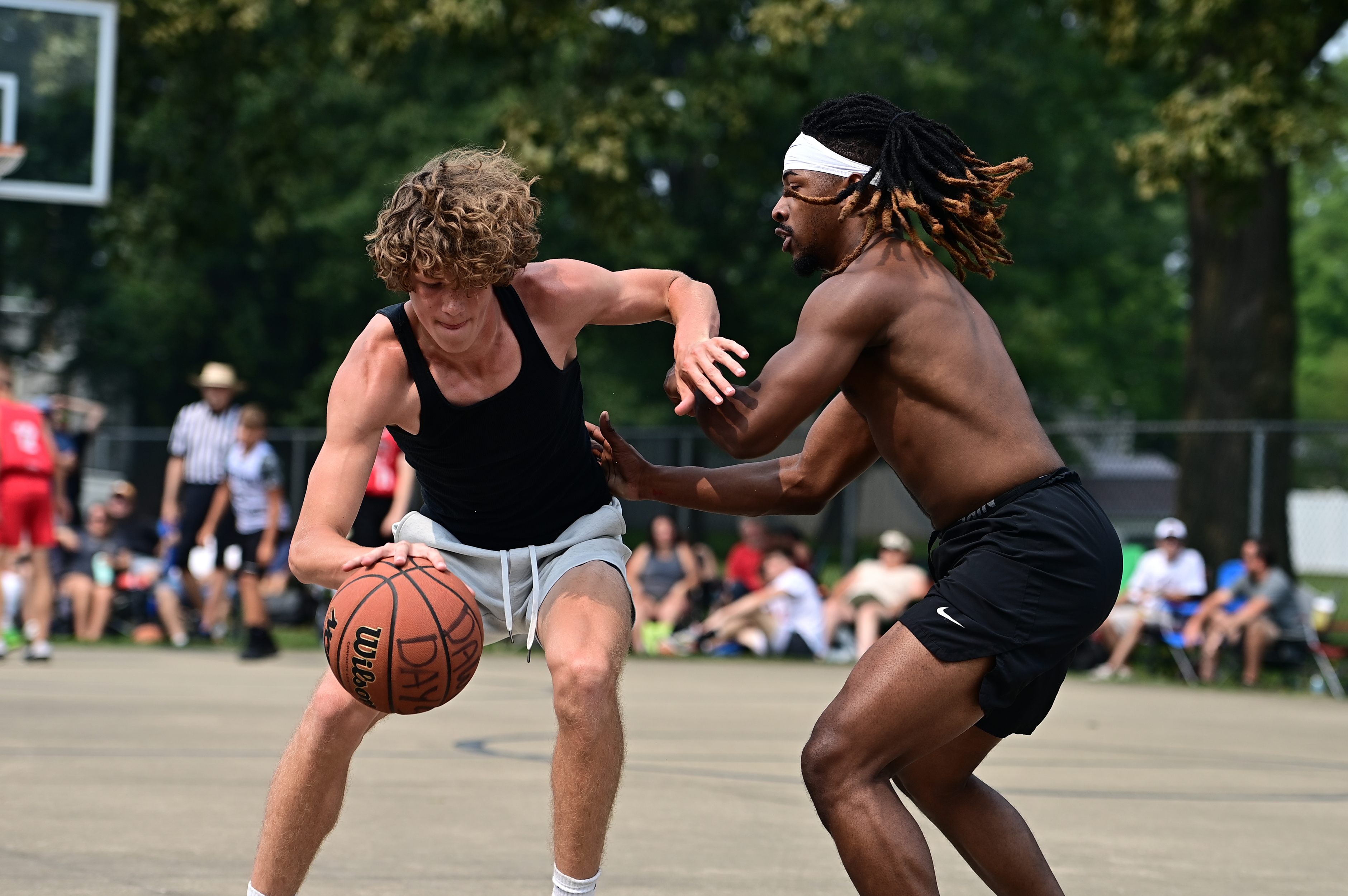 %_tempFileNamedog_days_basketball_7459%
